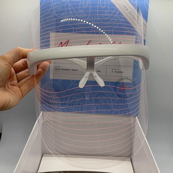 NIB LED Esthetics Mask & glo LED Skin Rejuvenation - Picture 8 of 8